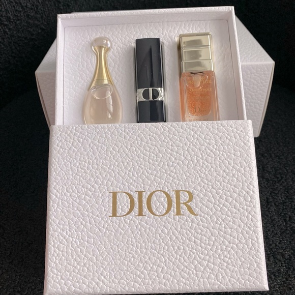 Dior Other - ⭐️DIOR⭐️ travel size - gift set